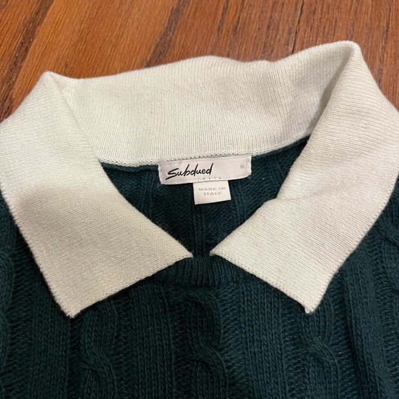 Subdued Dark Green Collared Cable Knit Sweater - Picture 2 of 2